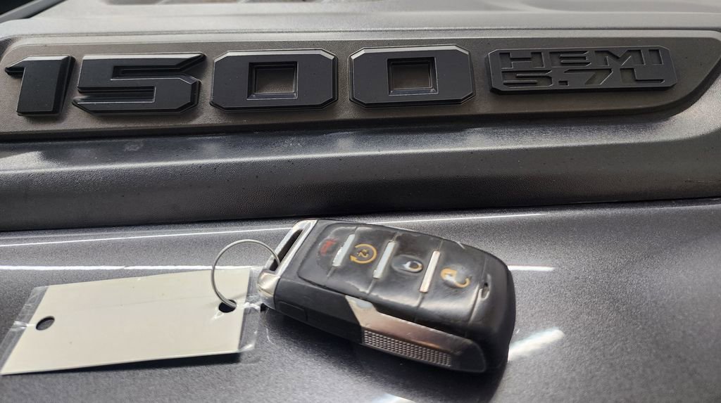 Used 2020 RAM 1500 Rebel AWD/4WD image 37