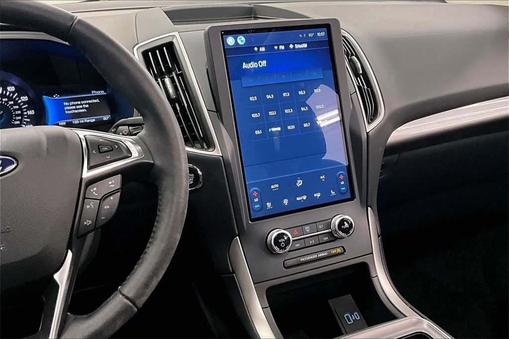 Used 2023 Ford Edge SEL w/ Convenience Package image 5