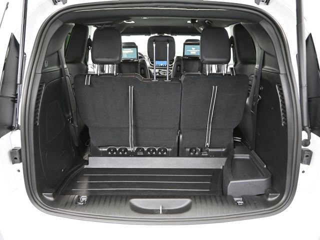 Used 2022 Chrysler Pacifica Touring-L w/ Uconnect Theater Family Group image 44