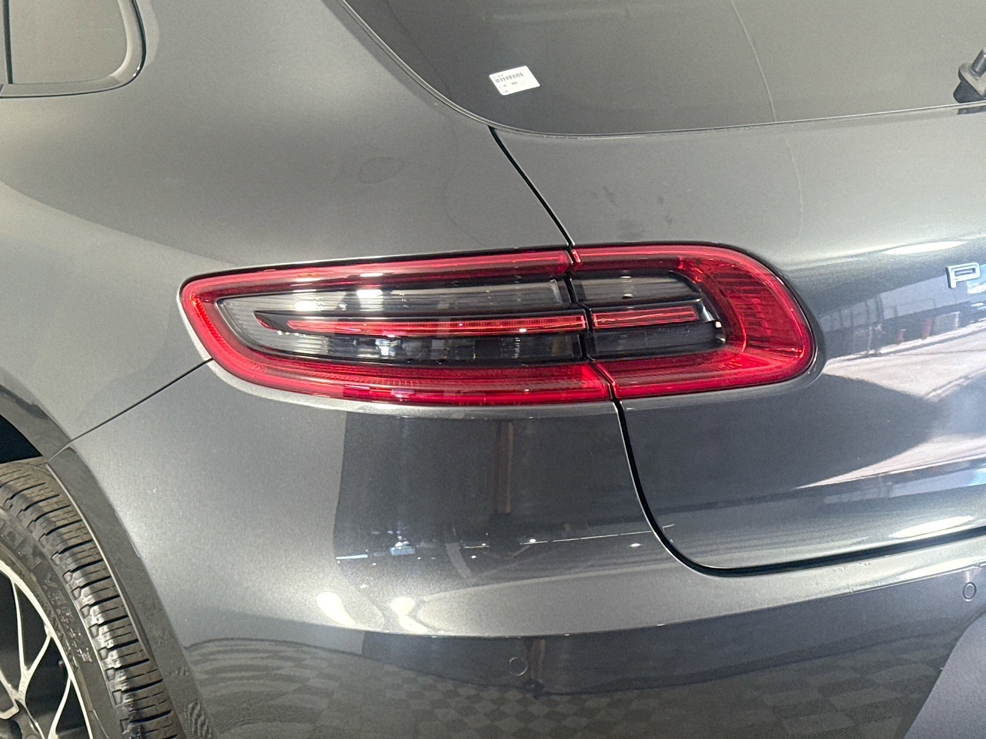 Used 2017 Porsche Macan S image 36