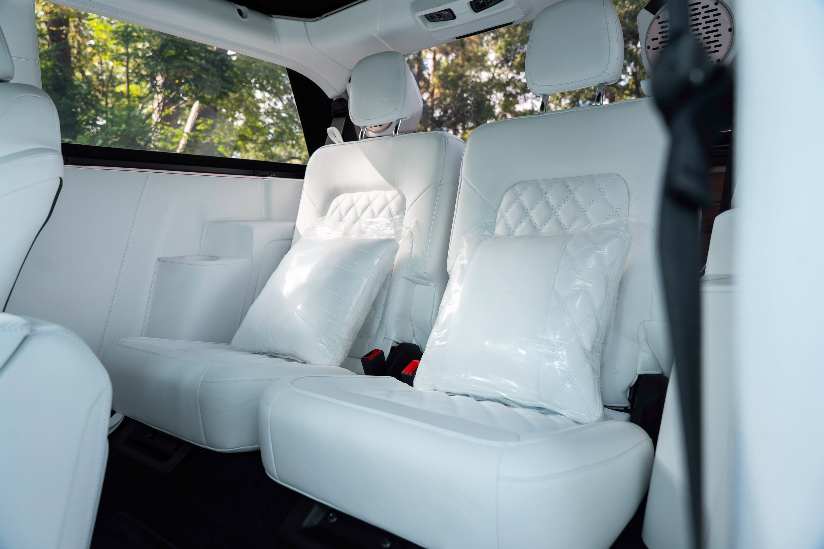 Used 2025 Ford Bronco Badlands image 38