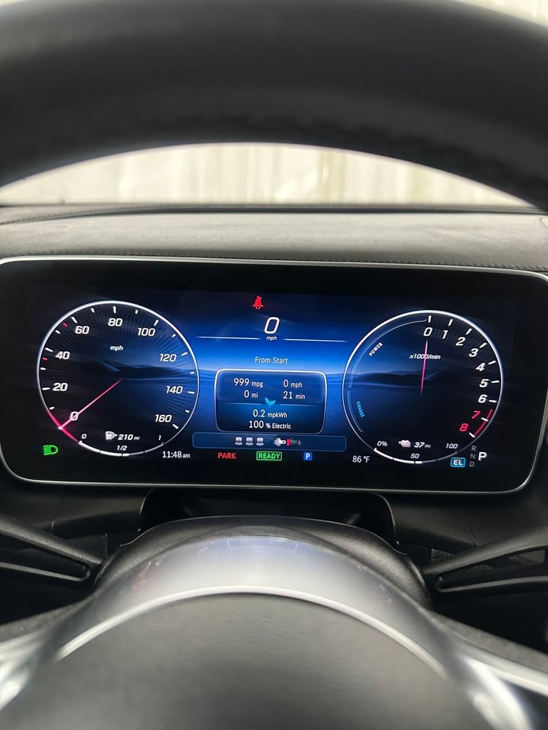 Used 2025 Mercedes-Benz GLC 350e 4MATIC image 18
