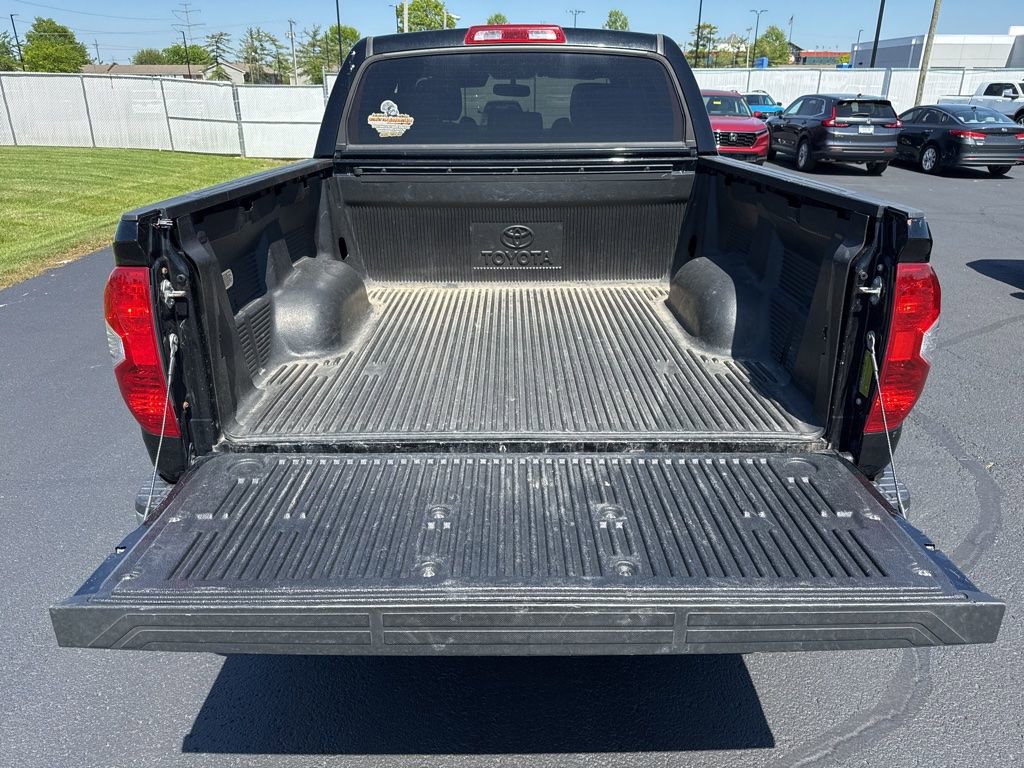 Used 2017 Toyota Tundra SR5 w/ SR5 Upgrade Package AWD/4WD image 9