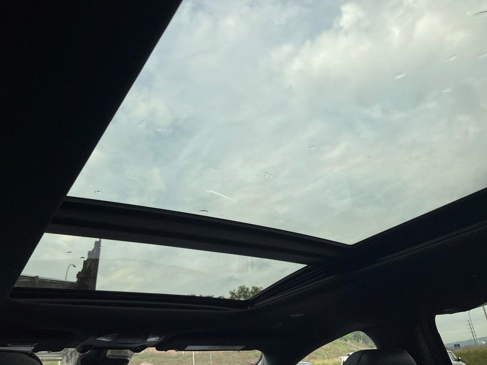 New 2026 Chrysler Pacifica Limited w/ S Appearance Package image 39