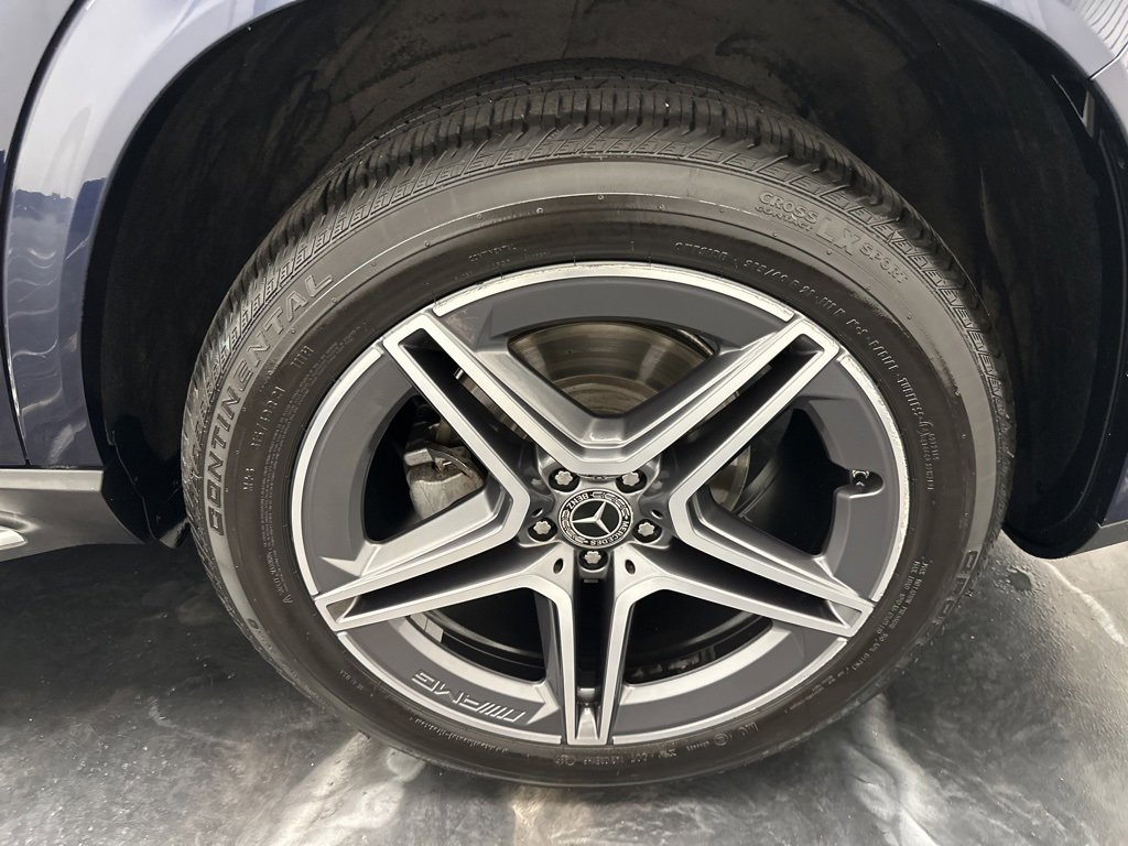 Used 2022 Mercedes-Benz GLS 450 4MATIC image 40