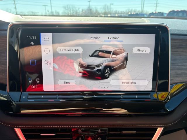 Used 2025 Volkswagen Atlas SEL image 16