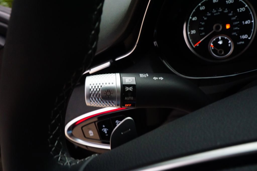 Certified 2025 Genesis GV70 2.5T Advanced w/ Advanced Package image 13