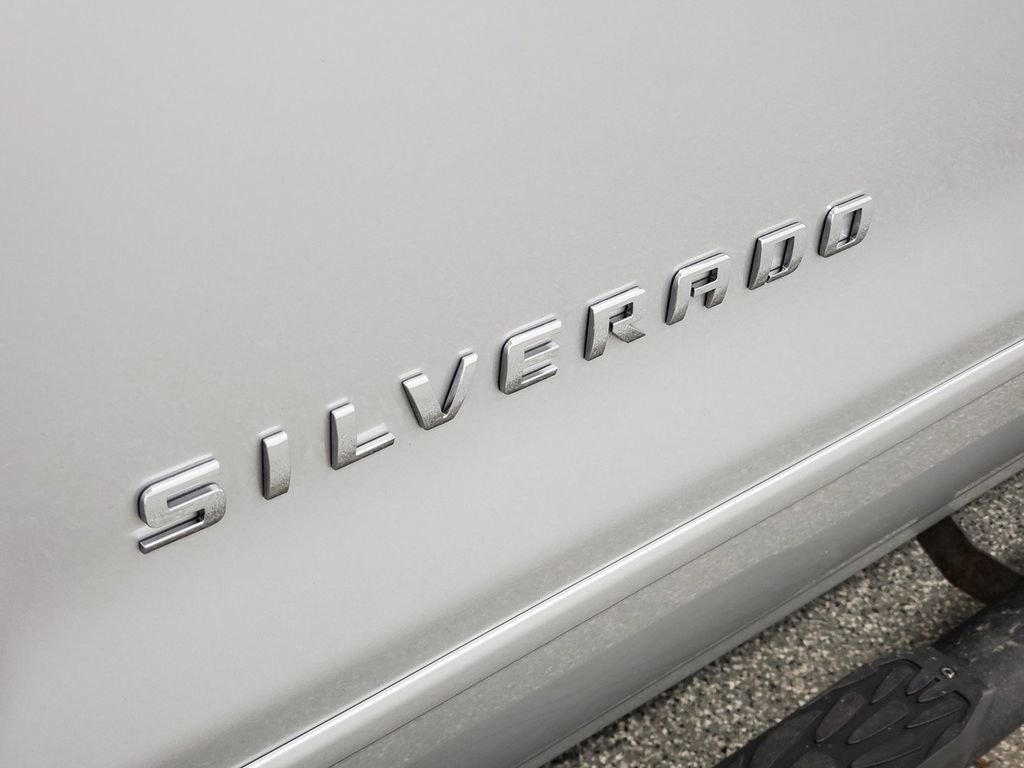Used 2019 Chevrolet Silverado 1500 LT w/ All Star Edition image 26