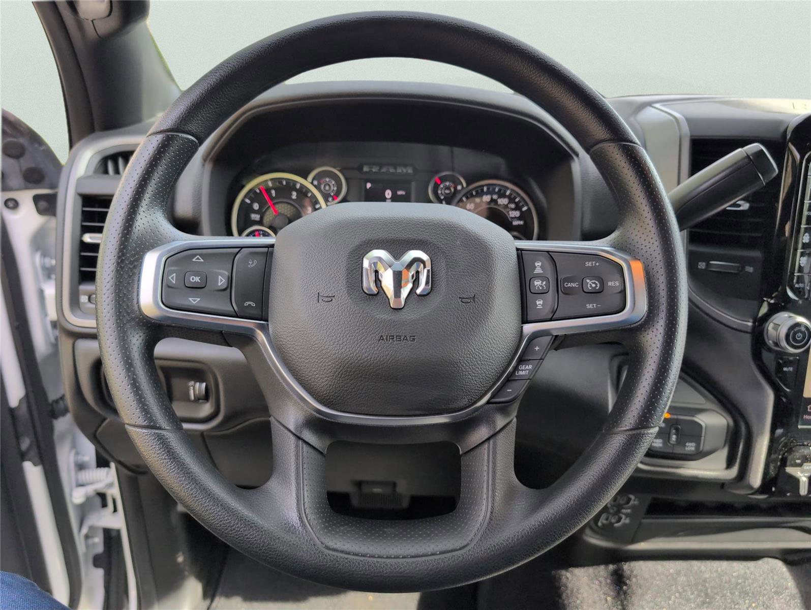 New 2025 RAM 2500 Tradesman image 29