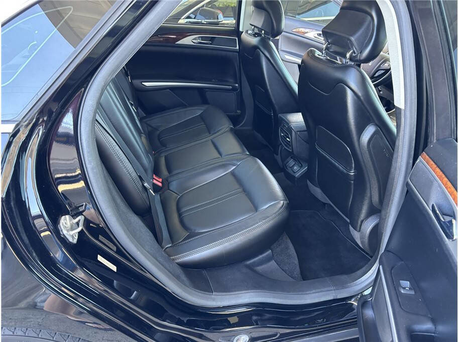 Used 2016 Lincoln MKZ AWD w/ Equipment Group 300A Reserve image 15