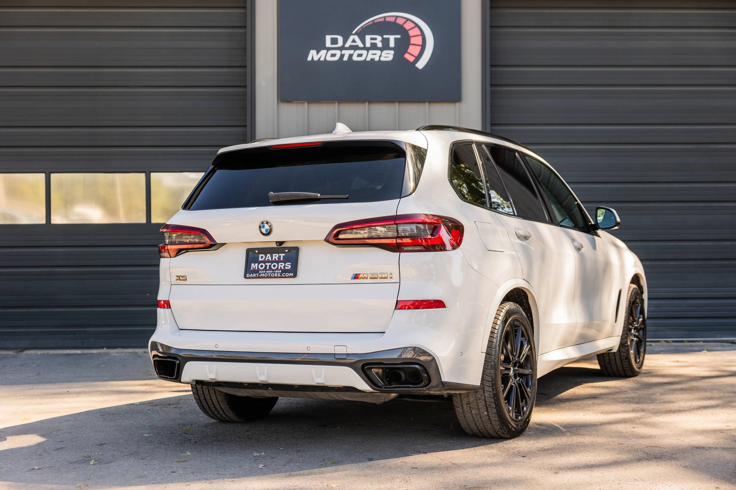 Used 2022 BMW X5 M50i w/ Executive Package AWD/4WD image 5