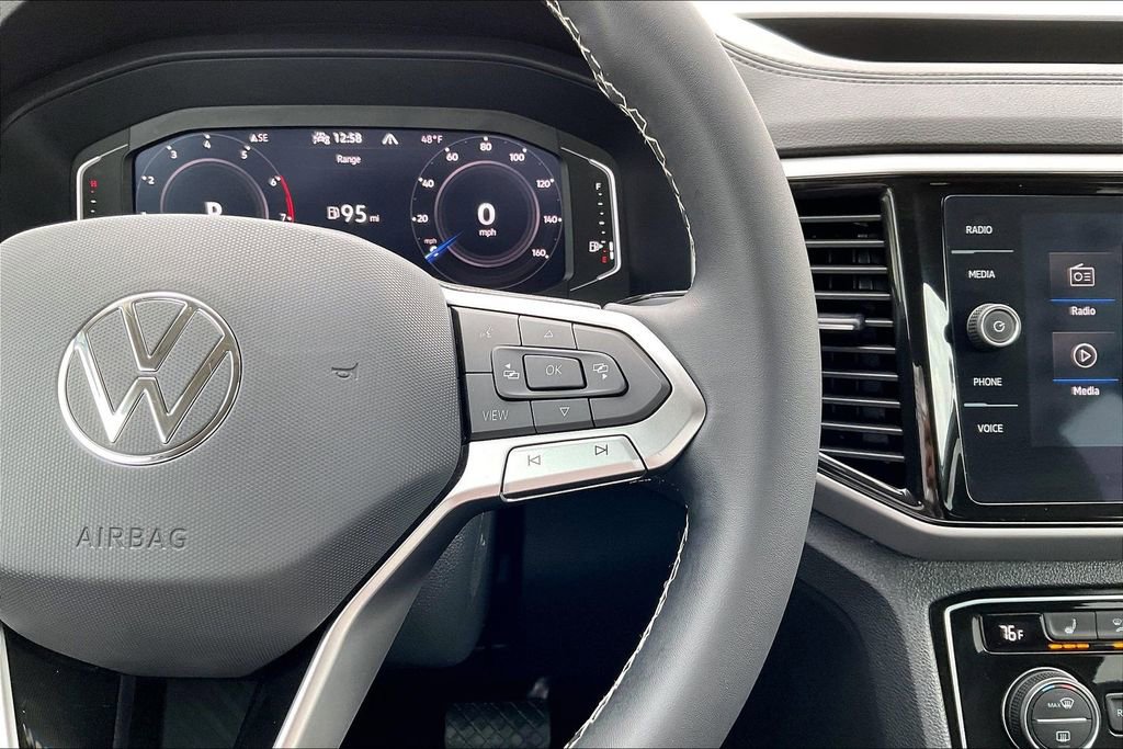 Used 2023 Volkswagen Atlas SE image 12