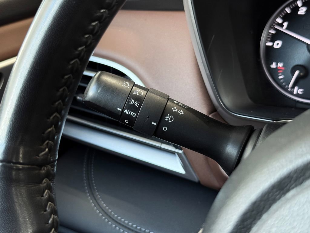 Used 2022 Subaru Outback Touring XT w/ Popular Package #2 image 14