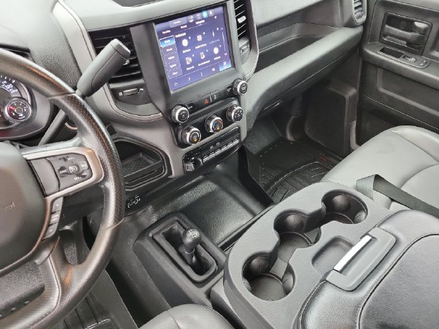 Used 2024 RAM 3500 Tradesman w/ Chrome Appearance Group AWD/4WD image 27