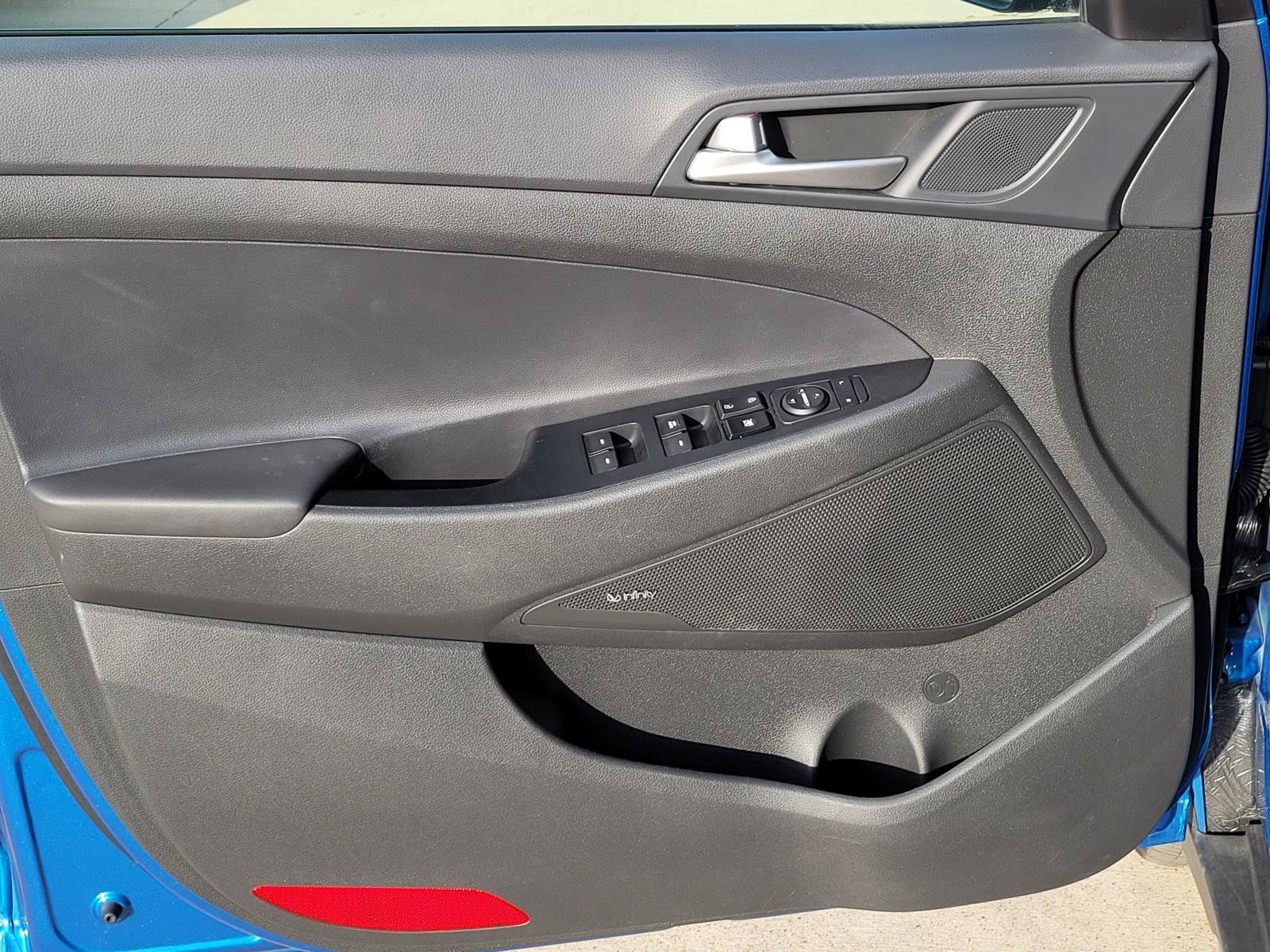 Used 2019 Hyundai Tucson Sport w/ Cargo Package FWD image 4