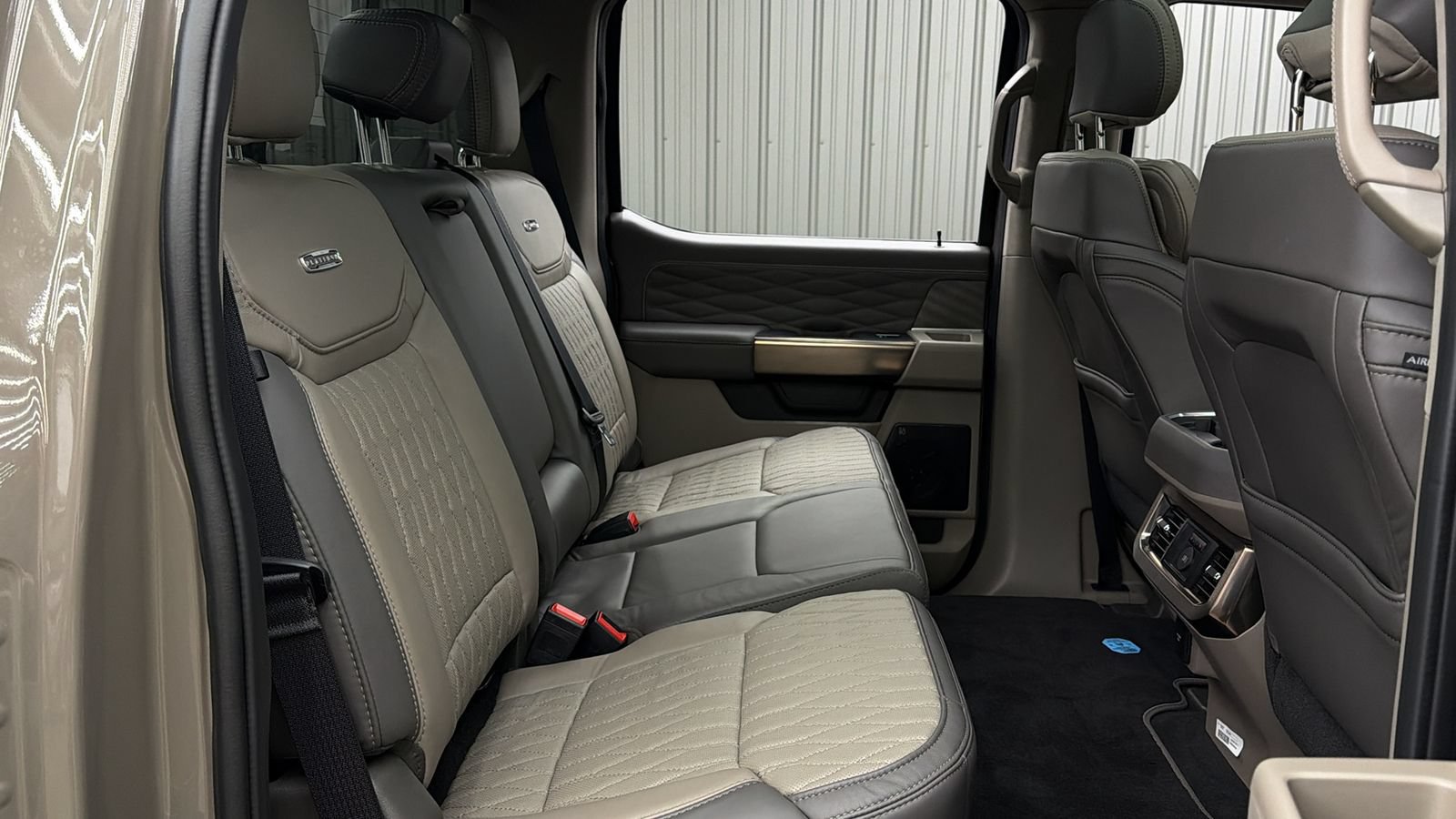 Used 2026 Ford F450 Platinum w/ Platinum Plus Package AWD/4WD image 43