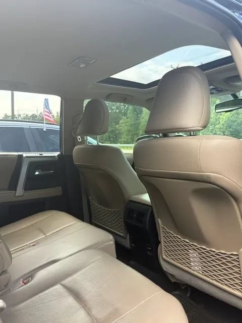 Used 2016 Toyota 4Runner Limited AWD/4WD image 5