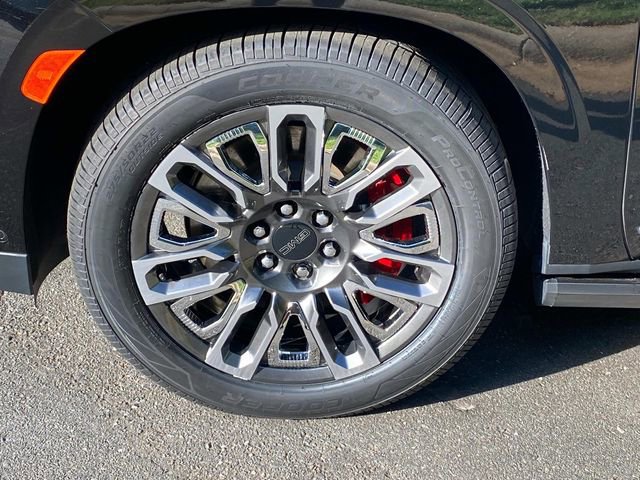 Used 2023 GMC Yukon Denali Ultimate image 6