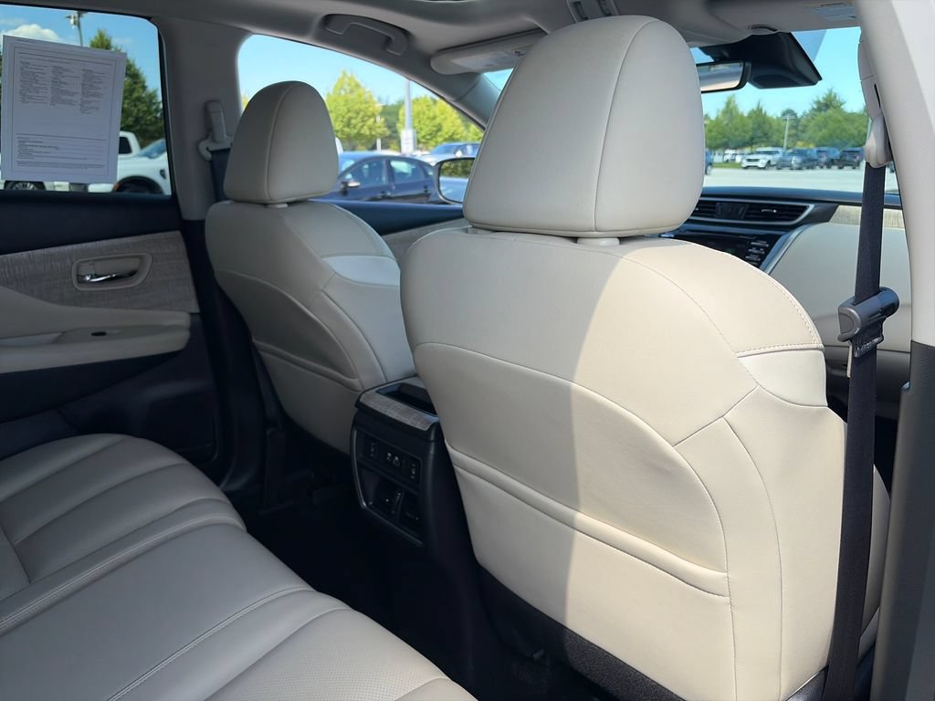 Used 2024 Nissan Murano SL AWD/4WD image 32