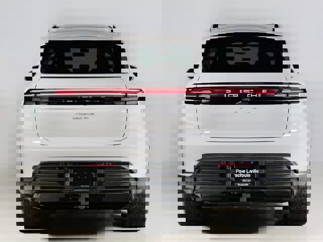 New 2026 Porsche Macan 4S Electric image 10