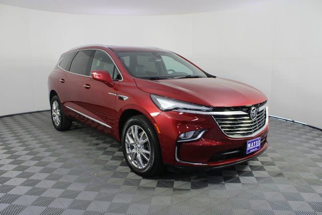 Used 2023 Buick Enclave Essence w/ Experience Buick Package image 28
