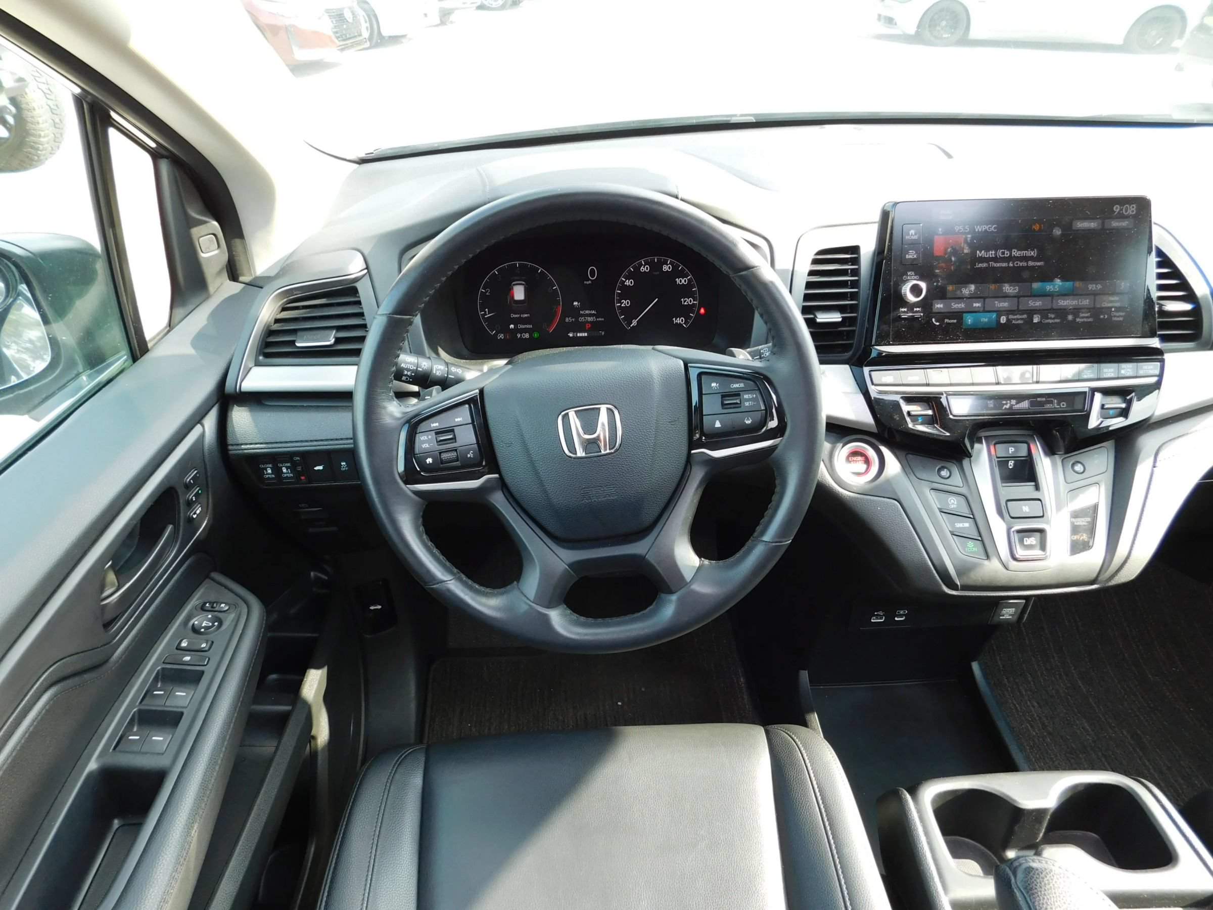 Used 2025 Honda Odyssey EX-L image 16