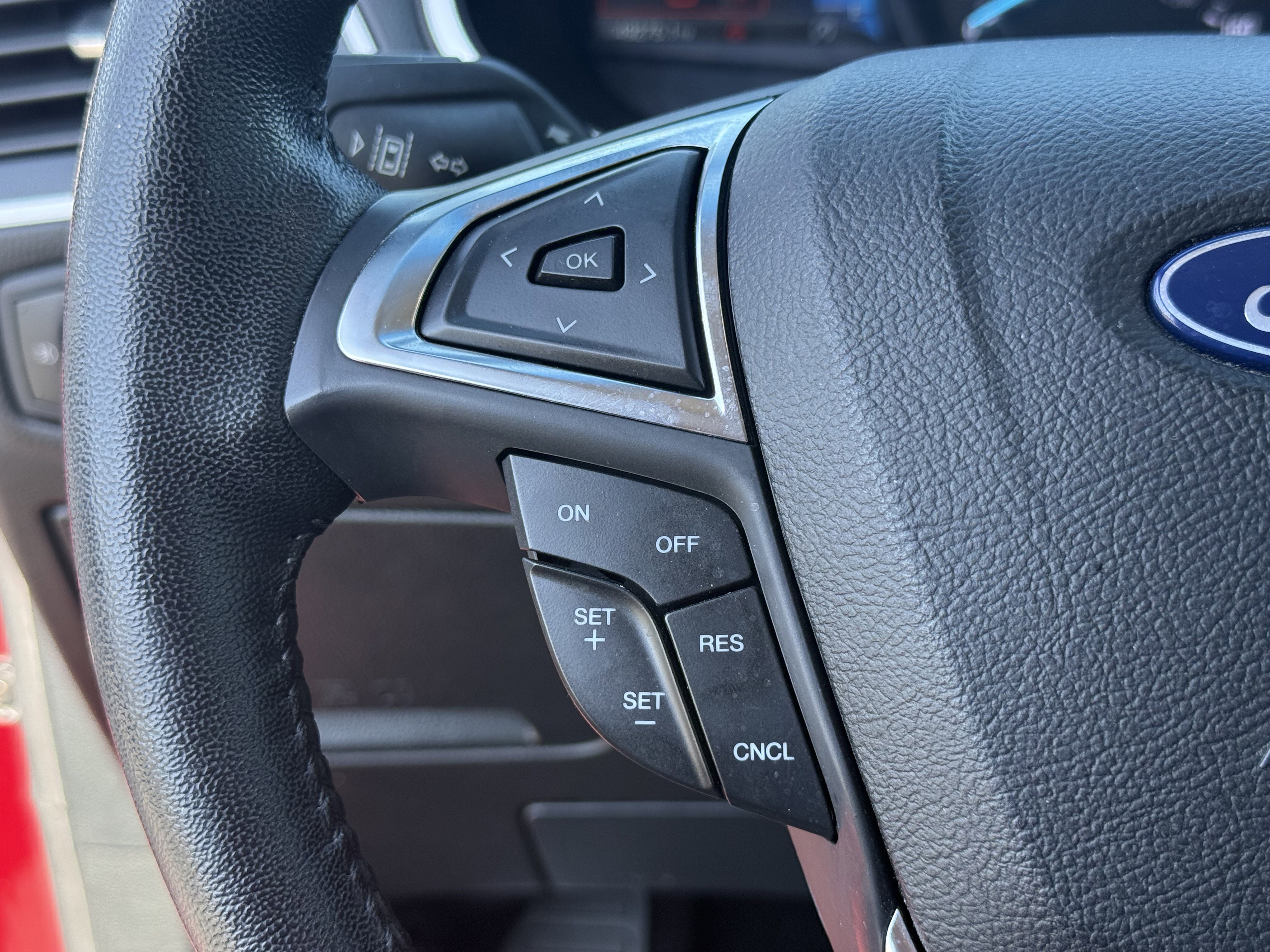 Used 2019 Ford Edge SEL w/ Equipment Group 201A image 17