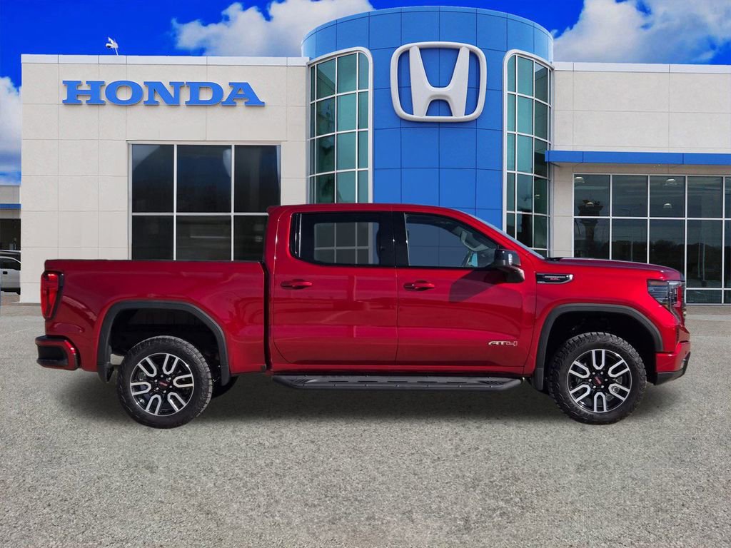 Used 2025 GMC Sierra 1500 AT4 w/ AT4 Premium Package image 2
