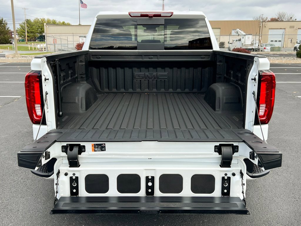 Used 2025 GMC Sierra 1500 Denali image 11