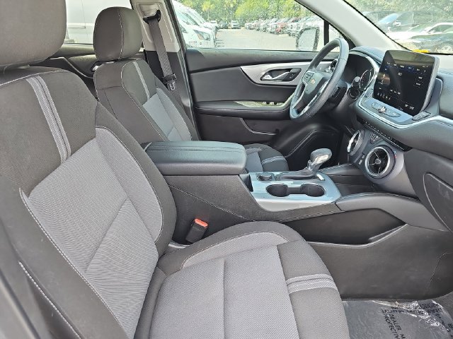 Used 2023 Chevrolet Blazer LT FWD image 12