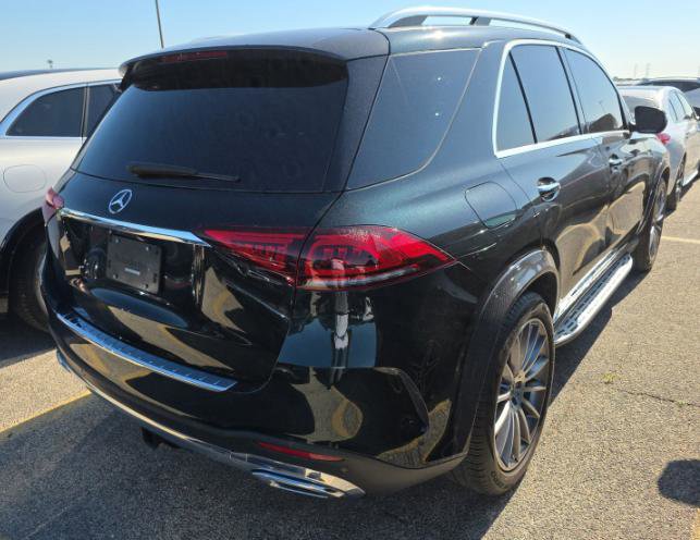 Used 2023 Mercedes-Benz GLE 450 4MATIC w/ AMG Line Exterior image 2