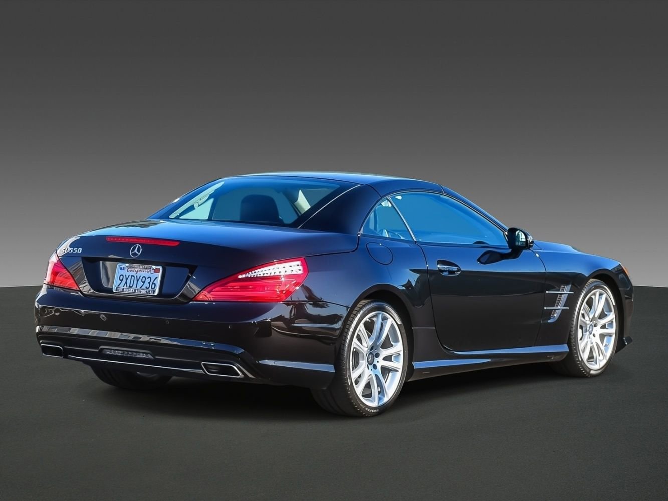 Used 2013 Mercedes-Benz SL 550 image 4