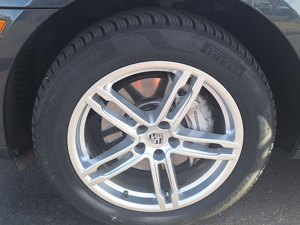 Used 2017 Porsche Macan S image 33