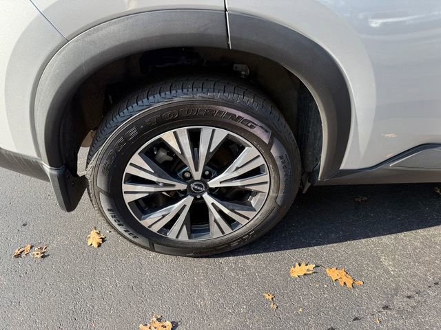 Used 2022 Nissan Rogue SV image 24