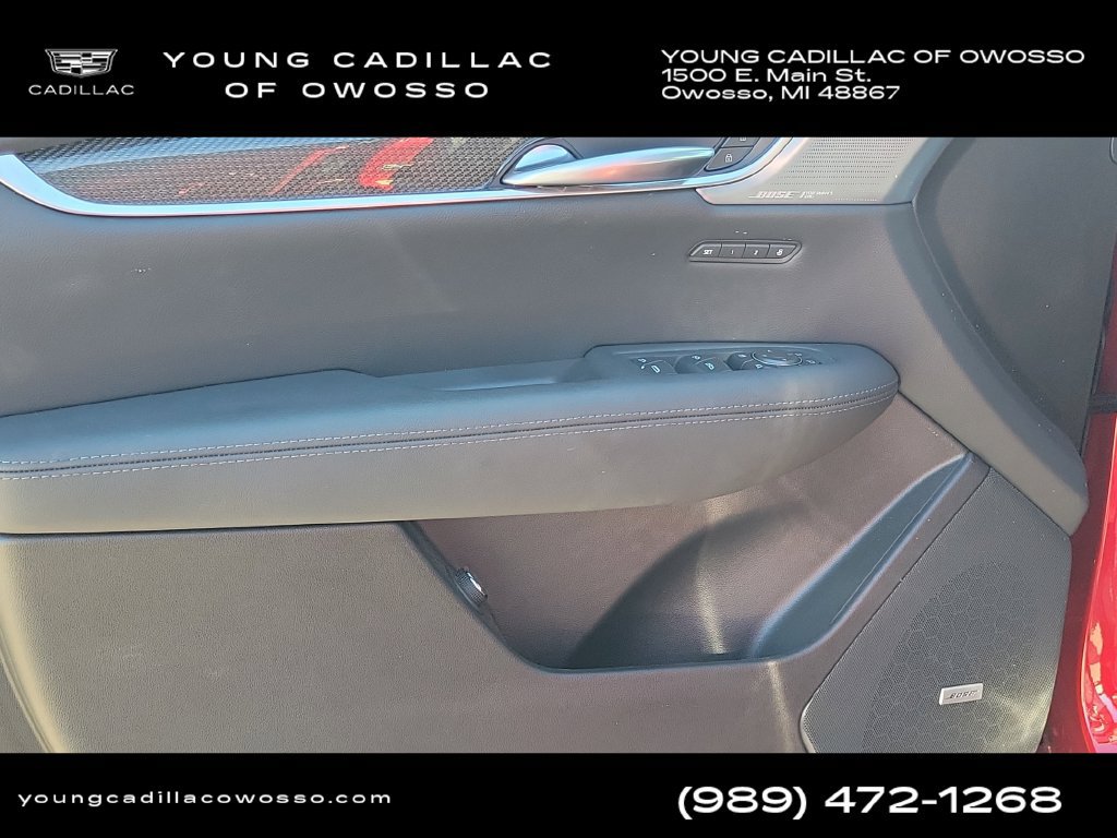 Certified 2026 Cadillac XT5 Sportv w/ LPO, Floor Liner Package AWD/4WD image 25