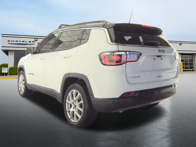 Used 2025 Jeep Compass Limited image 8