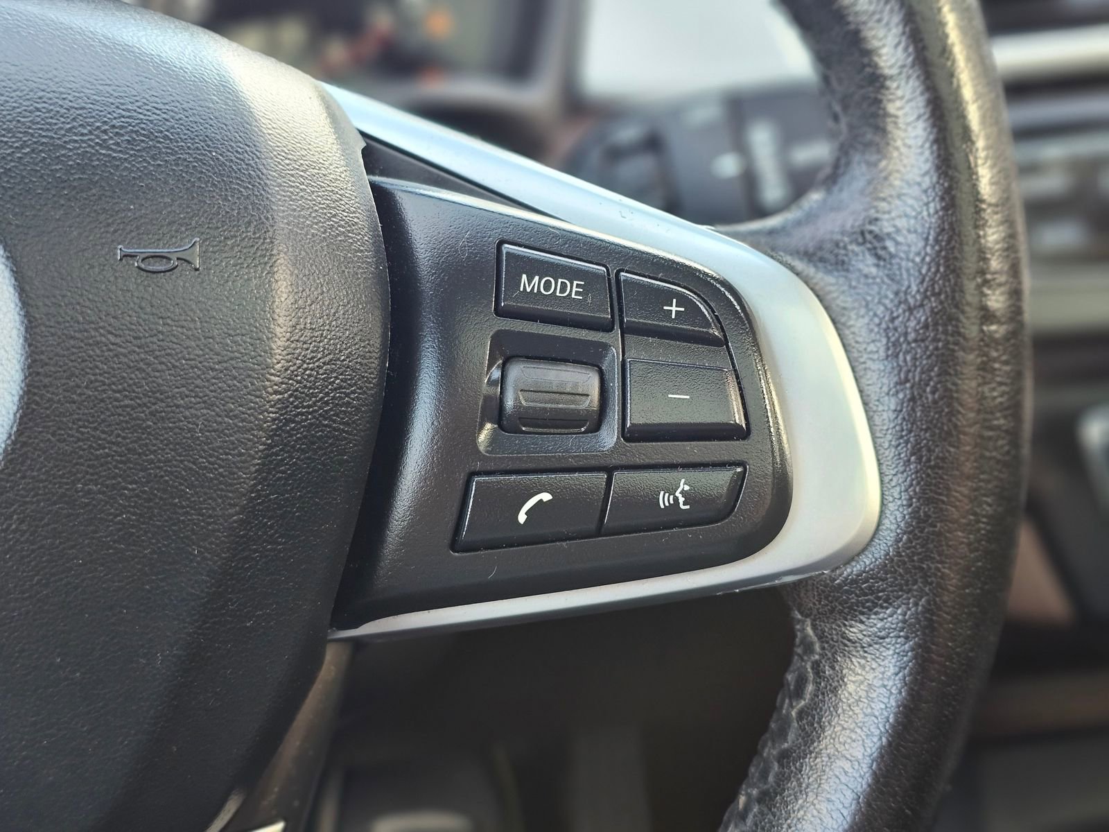 Used 2020 BMW X1 sDrive28i w/ Convenience Package image 17