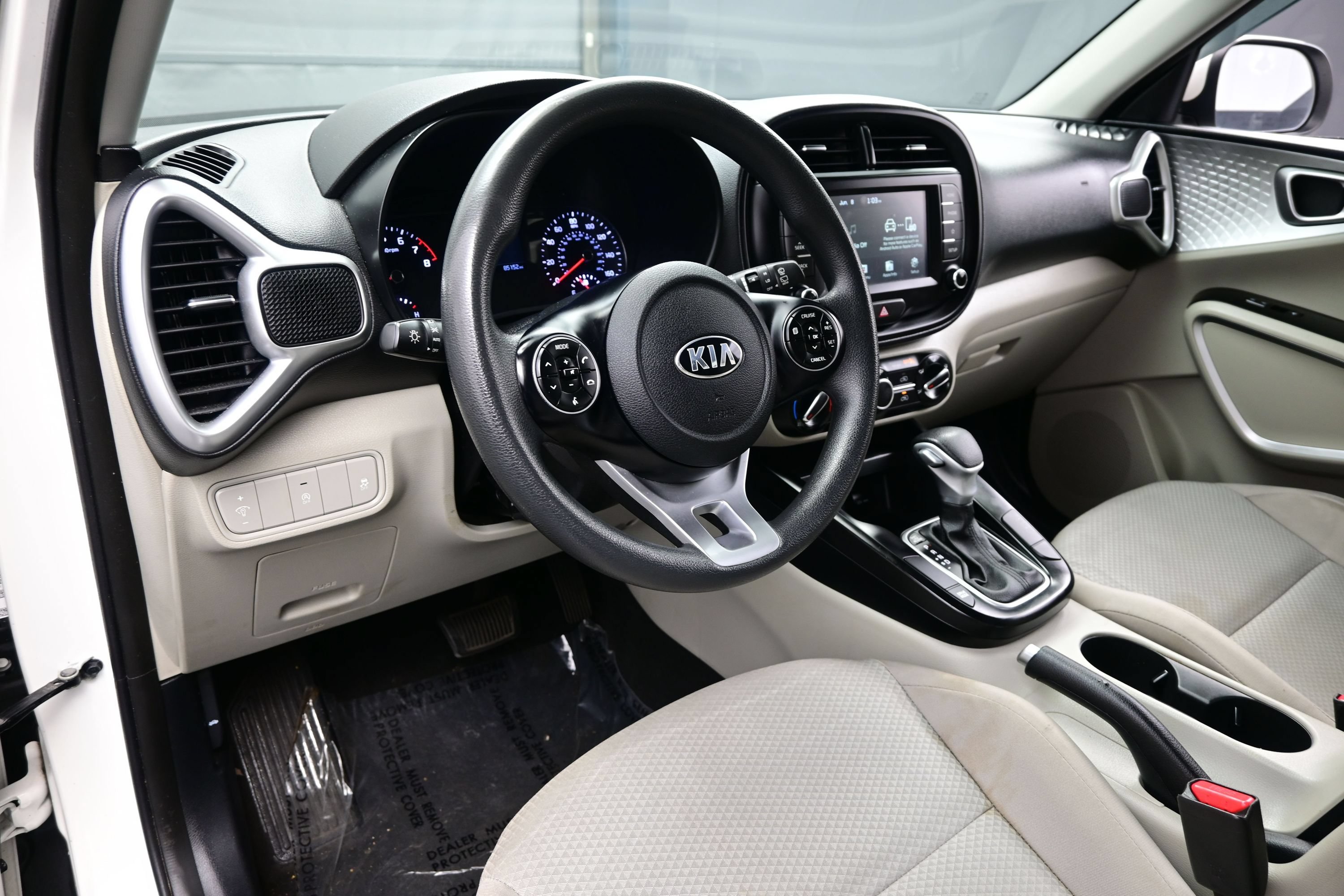 Used 2021 Kia Soul LX FWD image 12