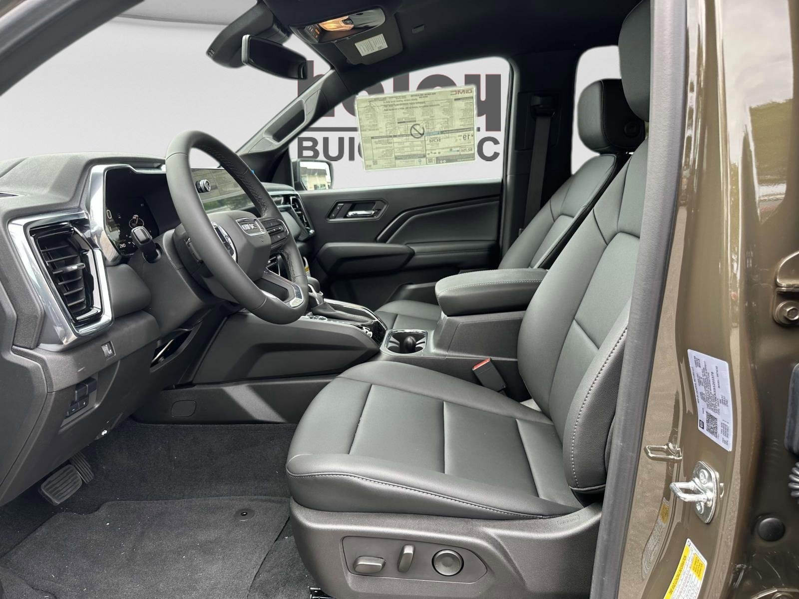 New 2025 GMC Canyon Elevation w/ Convenience Package image 15