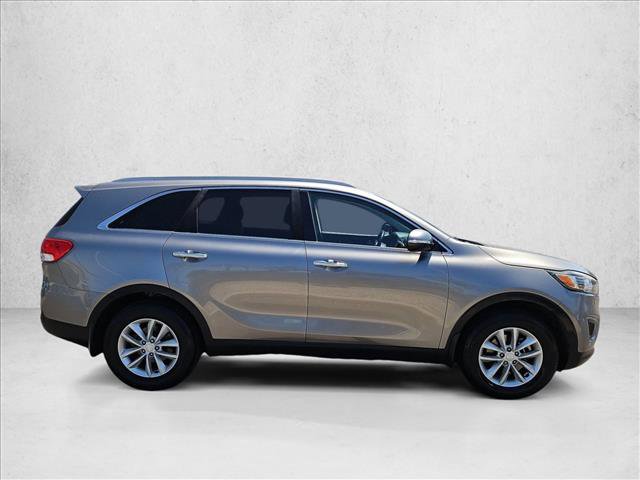 Used 2018 Kia Sorento FWD video 4