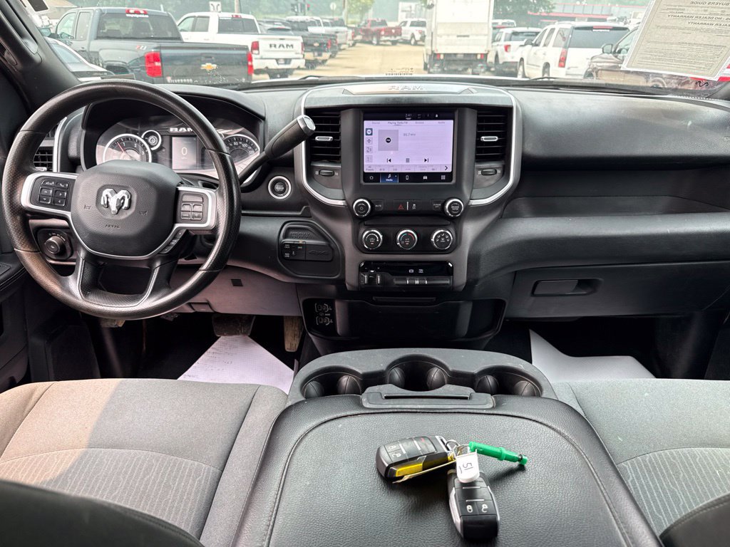 Used 2022 RAM 2500 Big Horn AWD/4WD image 30
