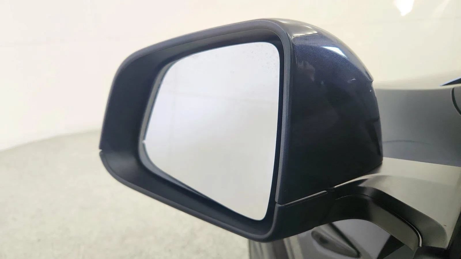 Used 2026 Tesla Model Y 2WD image 16