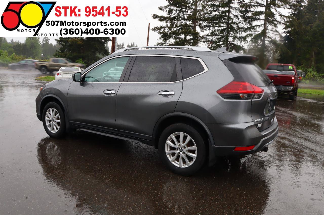 Used 2018 Nissan Rogue SV AWD/4WD image 6