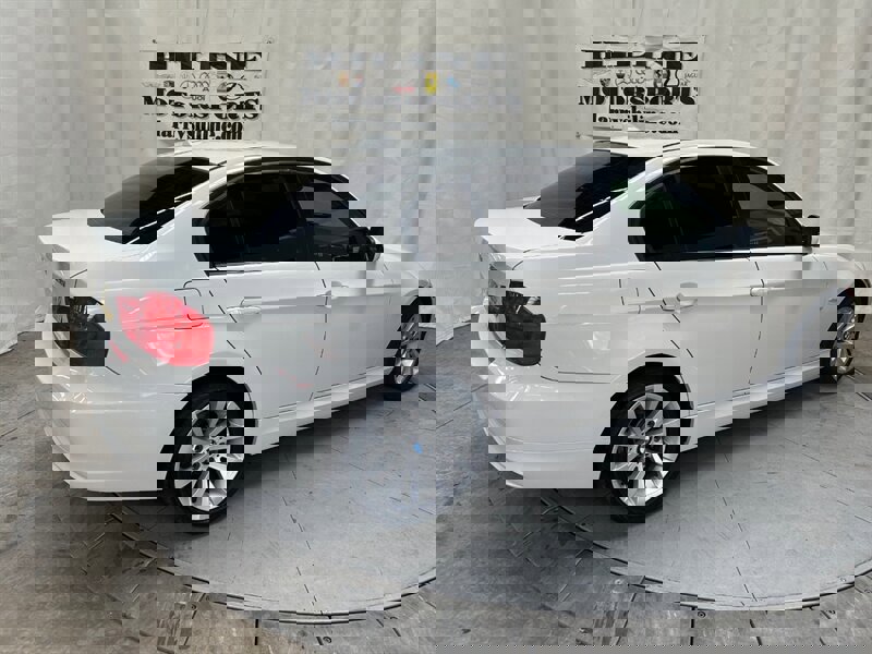 Used 2011 BMW 328i Sedan image 5