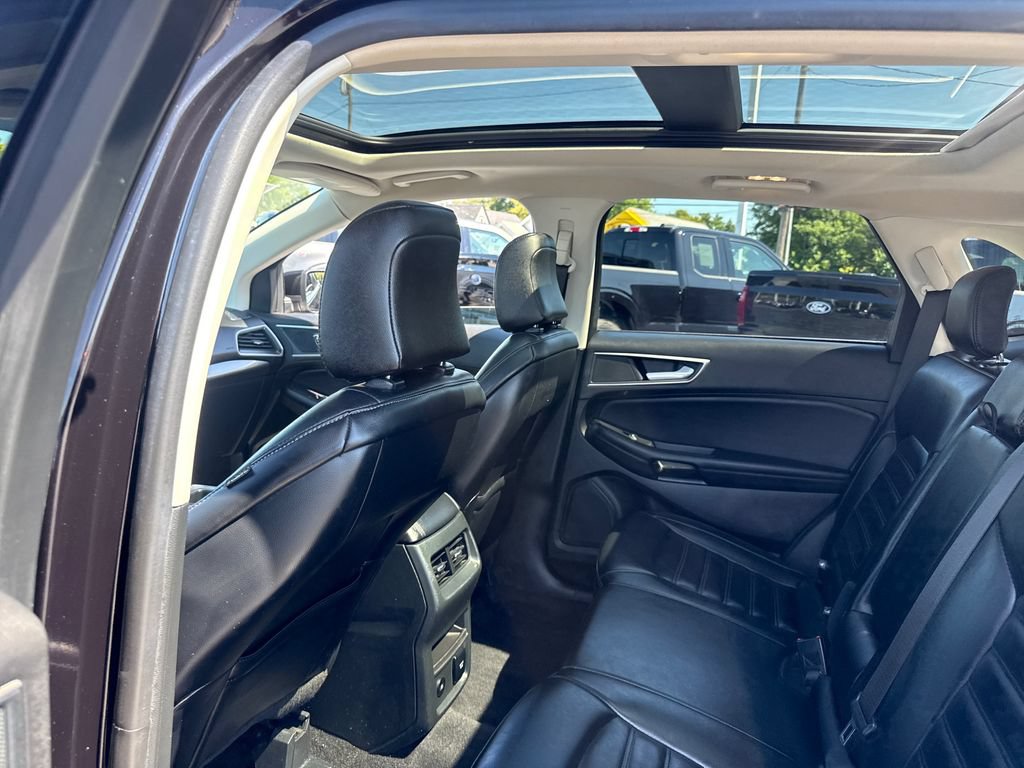 Used 2024 Ford Edge SEL w/ Convenience Package AWD/4WD image 19