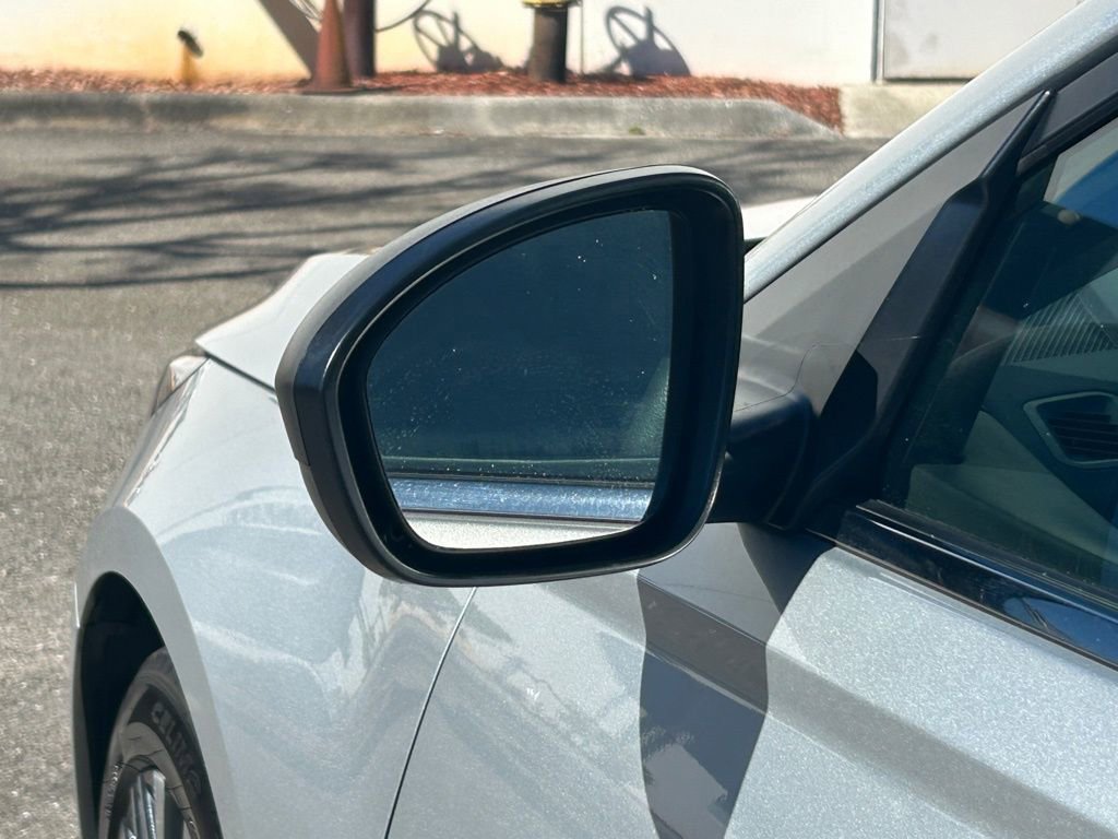 Used 2024 Nissan Altima 2.5 SV image 16