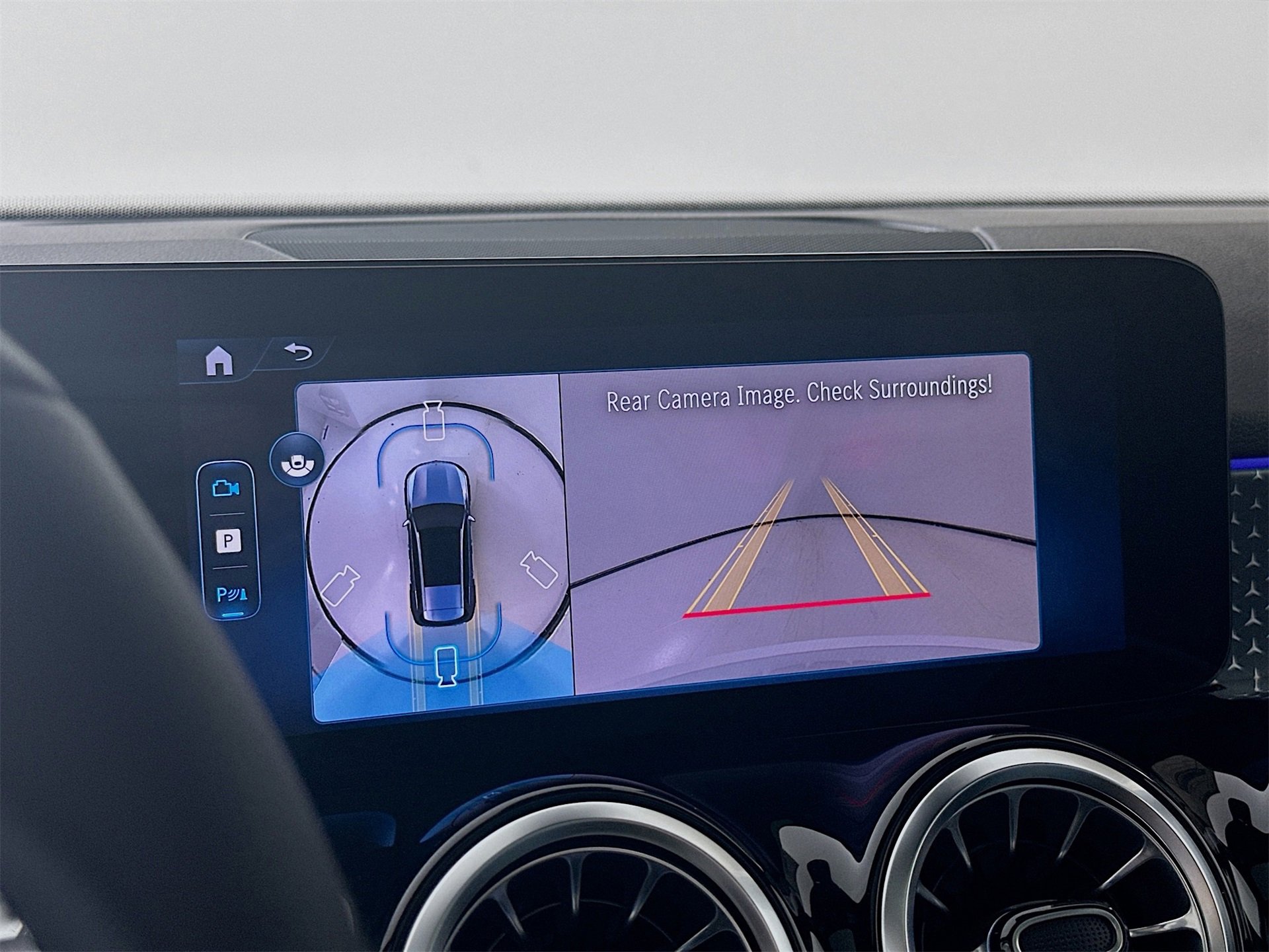 New 2026 Mercedes-Benz GLB 250 image 14