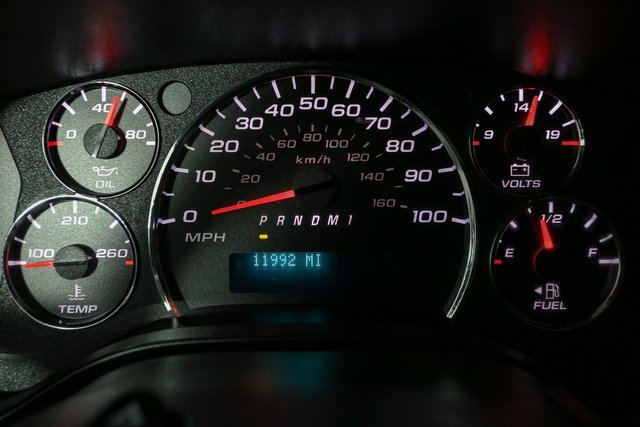 Used 2024 Chevrolet Express 2500 image 25