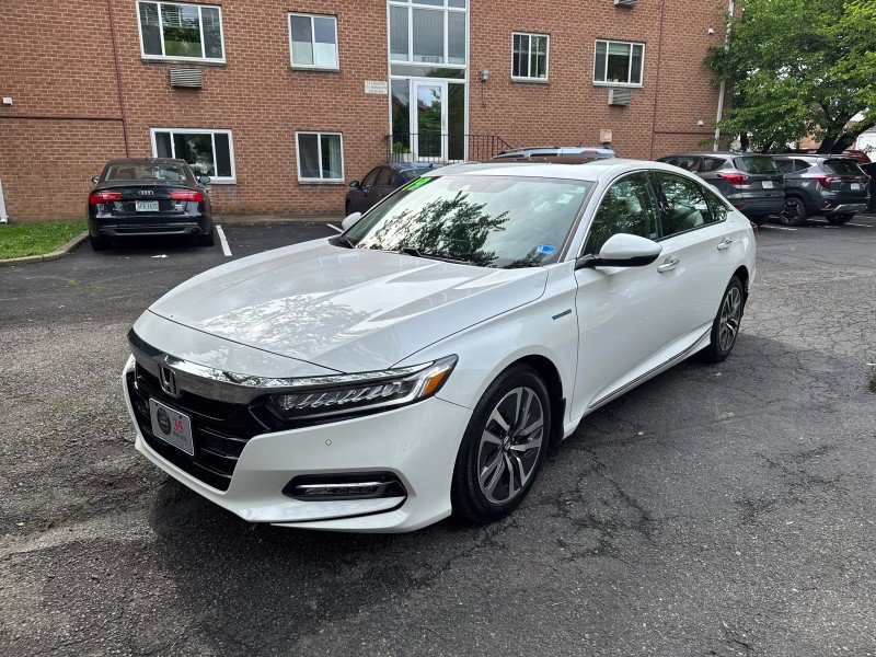 Used 2019 Honda Accord Touring image 3