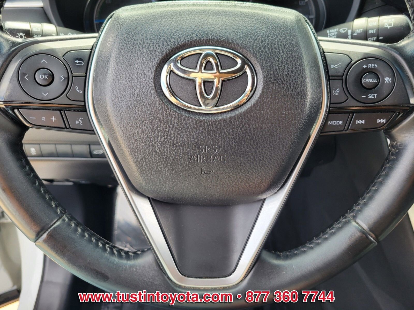 Certified 2023 Toyota Venza XLE image 18